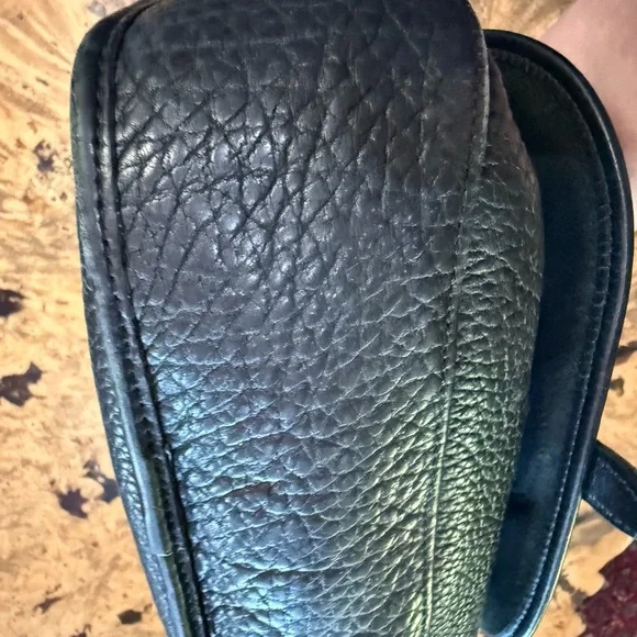 Dooney & Bourke Black Leather Crossbody Bag - Picture 3 of 6